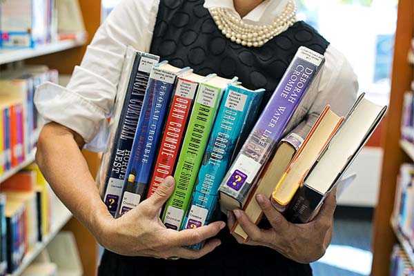 До чого сниться бібліотека з книгами — 65 тлумачень із різних сонників