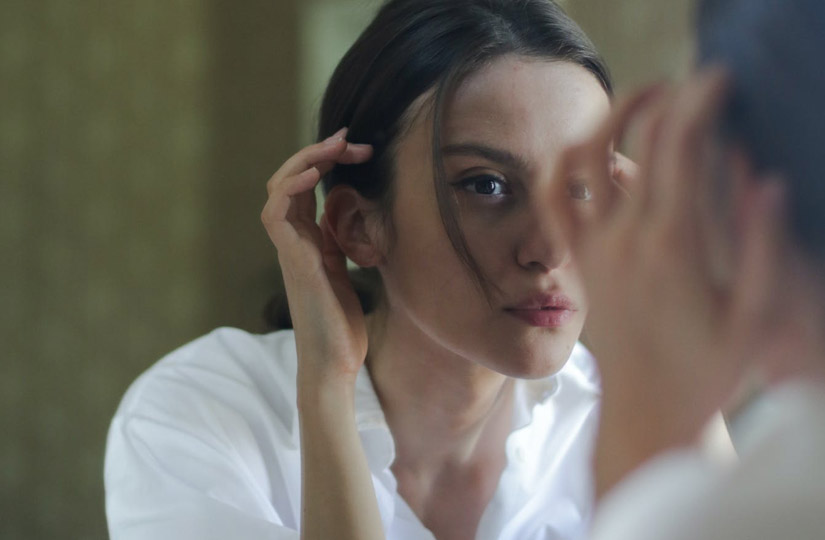 Як і якою тушшю найкраще користуватися взимку, щоб мати пишні та здорові вії: майстер-клас від експерта-візажиста