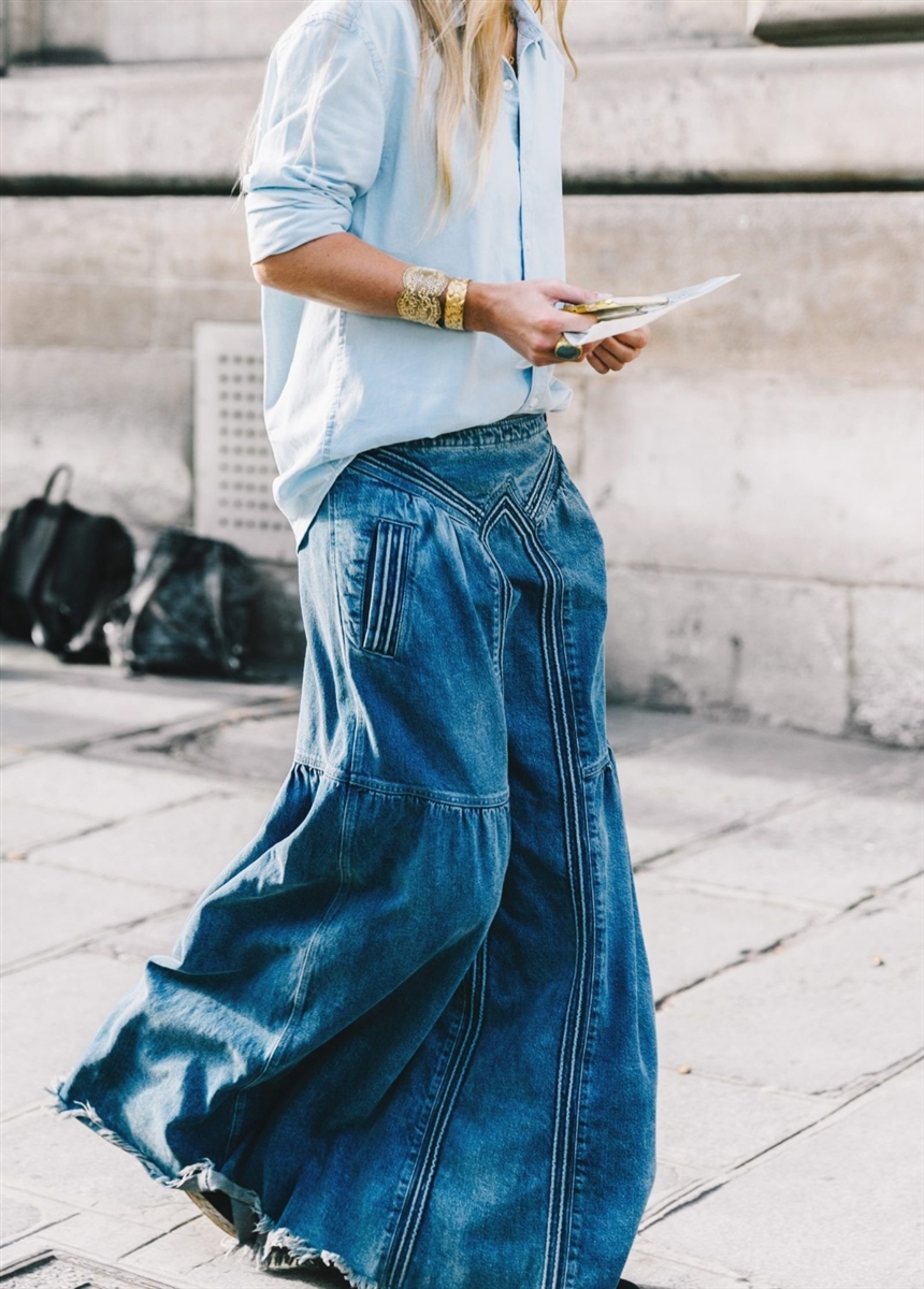 Як і з чим носити довгу спідницю влітку: фото
