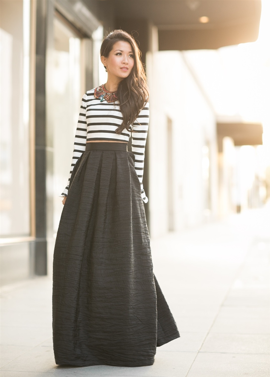 Як і з чим носити довгу спідницю влітку: фото