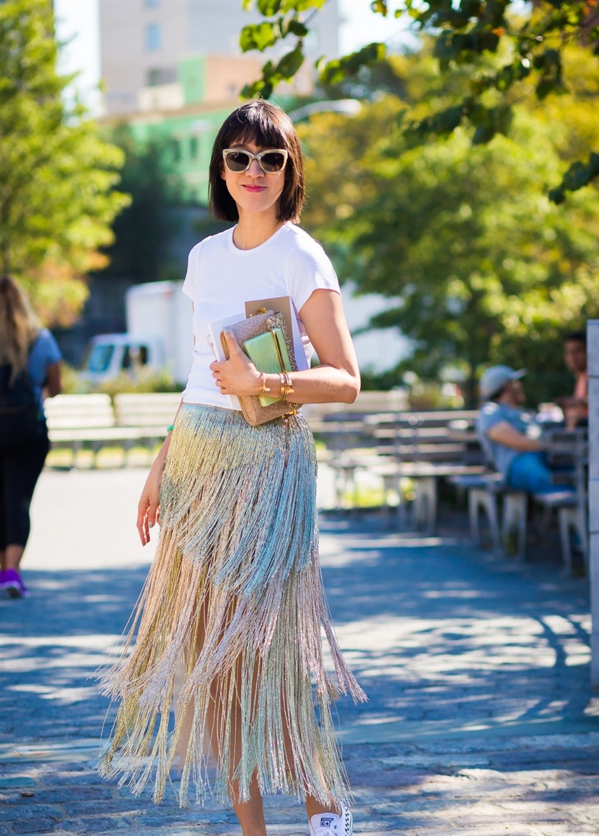 Як і з чим носити довгу спідницю влітку: фото