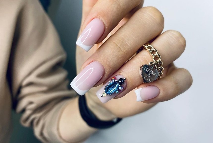 Модний рожевий манікюр: фото