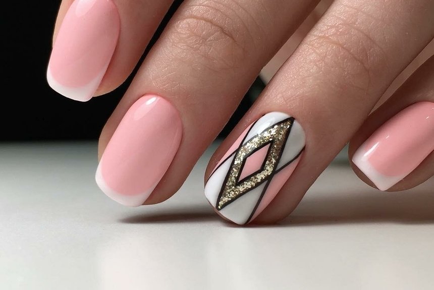 Модний рожевий манікюр: фото