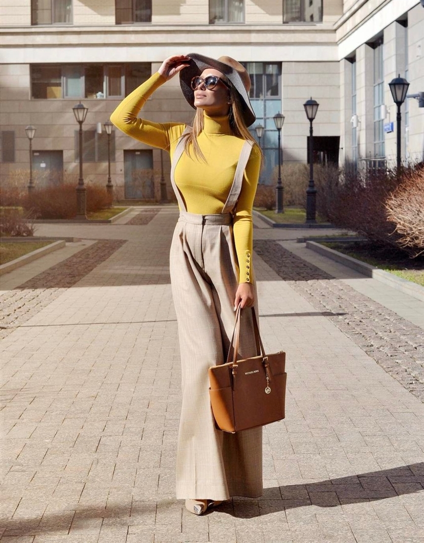 Поєднання жовтого кольору в одязі: поради стилістів