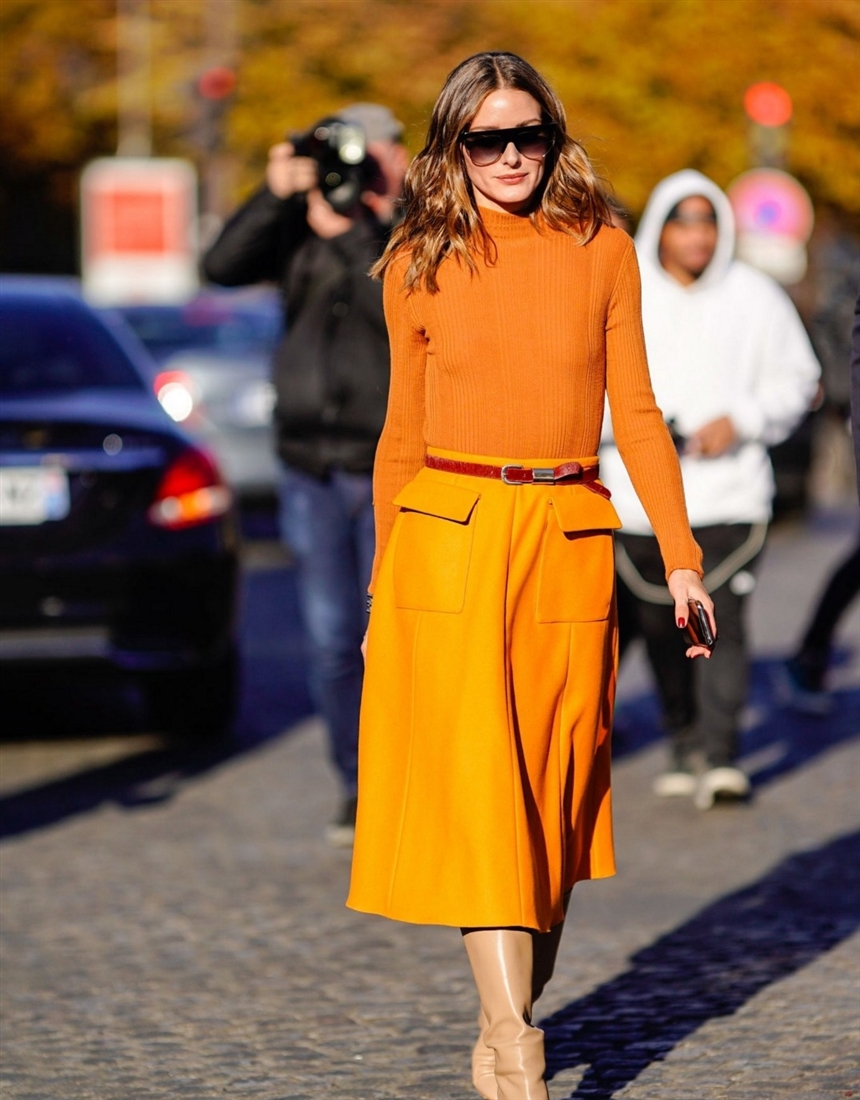 Поєднання жовтого кольору в одязі: поради стилістів