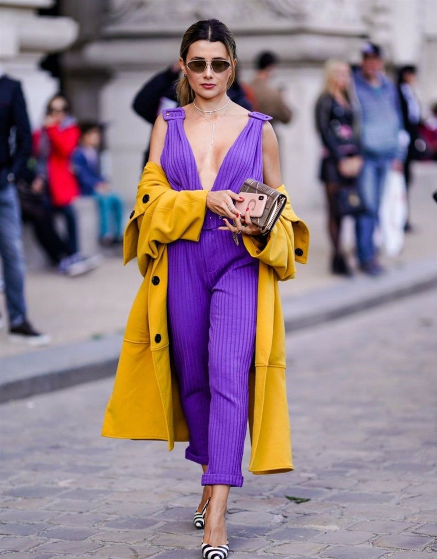 Поєднання жовтого кольору в одязі: поради стилістів