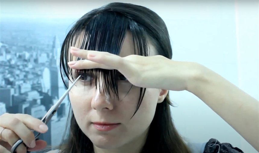 Способи підстригти чубок самої себе в домашніх умовах: фото