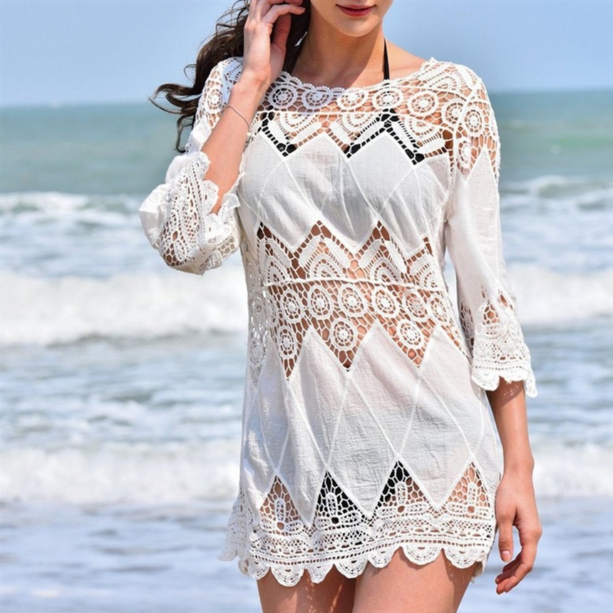 Жіноча пляжна мода 2022: тренди, фото