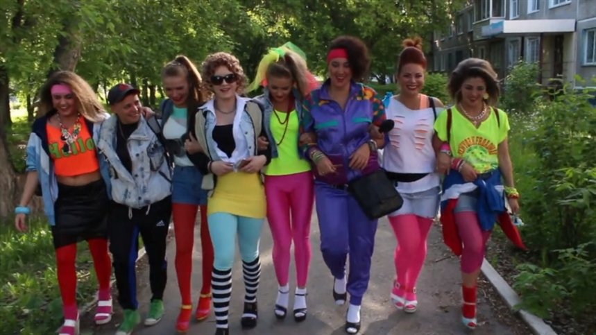 Що носити восени 2017 року: повернення моди 90-х