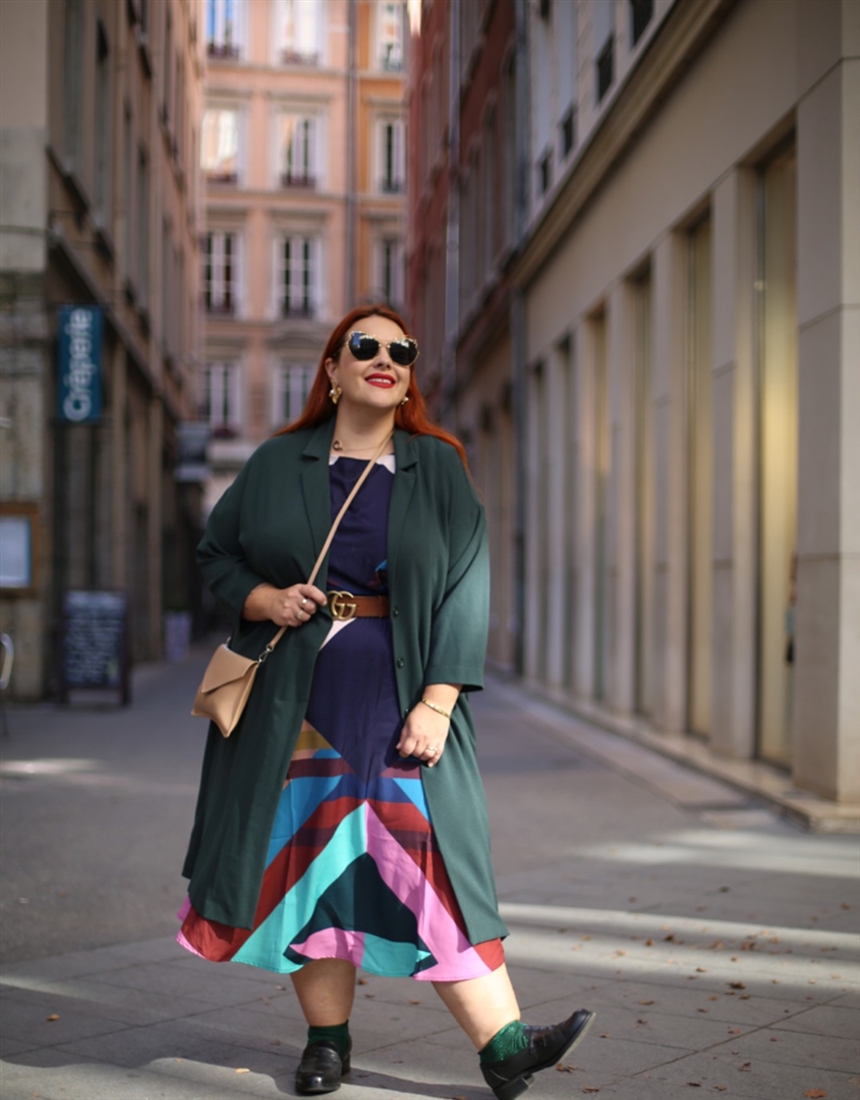 Ідеї образів для повних жінок на літо 2022: фото