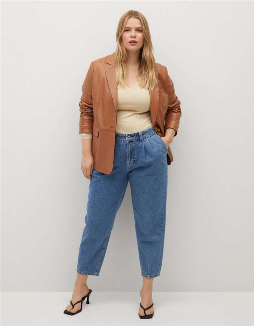 Ідеї образів для повних жінок на літо 2022: фото