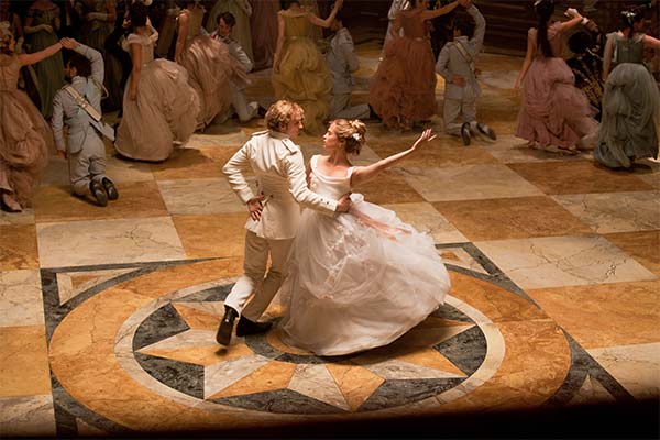 До чого сниться бал — 49 тлумачень із різних сонників.