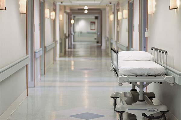 До чого сниться лікарня жінці чи чоловікові — 68 тлумачень із різних сонників.