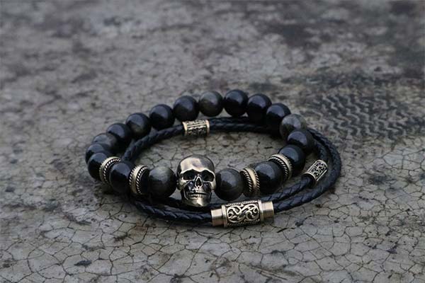 До чого сниться браслет жінці чи чоловікові — 78 тлумачень із різних сонників.