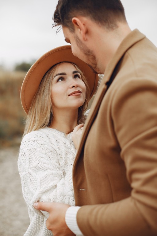 Як фліртувати з хлопцем: правила та уроки мистецтва флірту