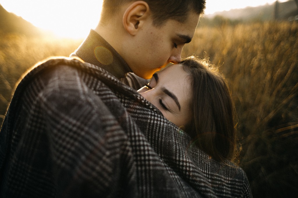 Як зрозуміти, що ця людина твоя доля: 10 ознак доленосної зустрічі