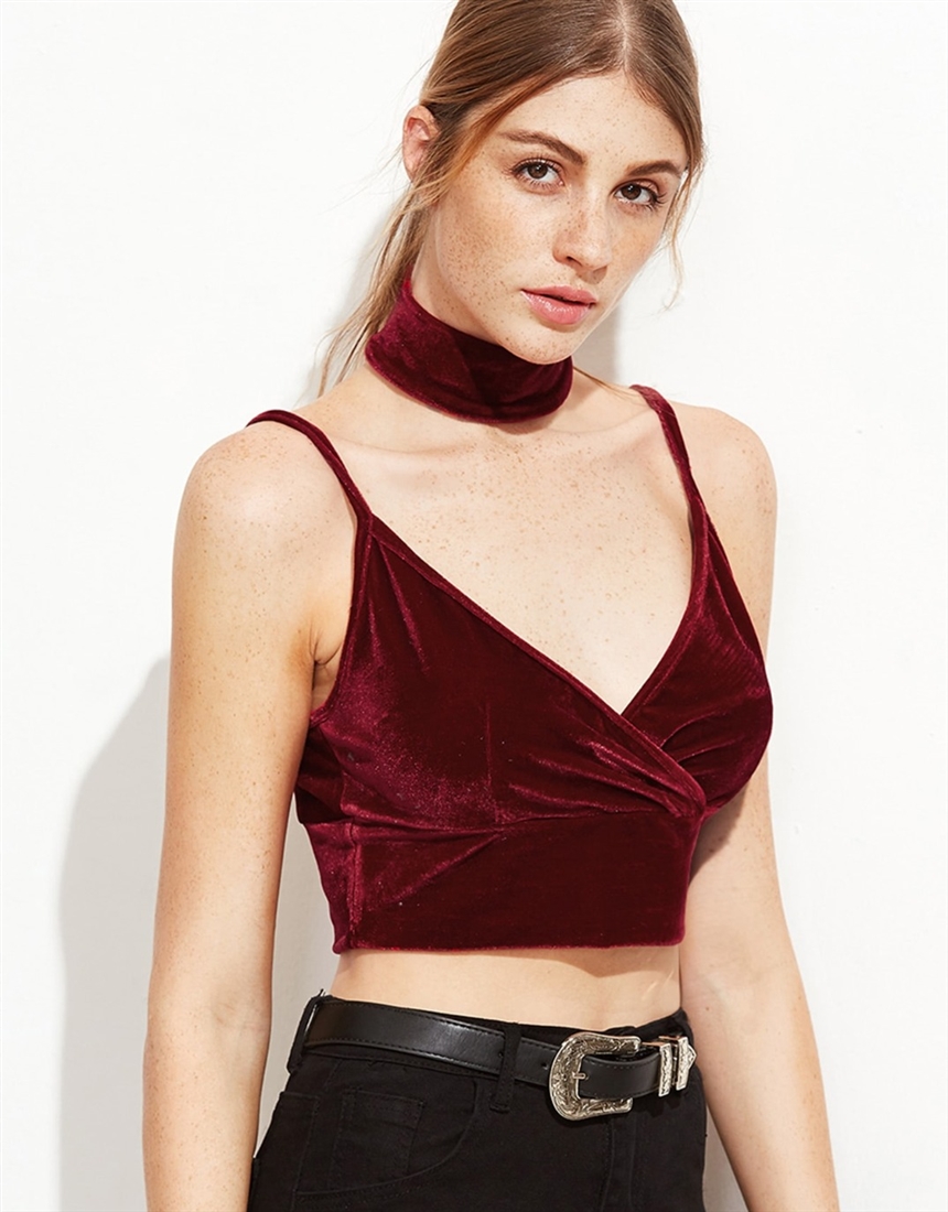 Як поєднувати бордовий колір в одязі: поради стилістів