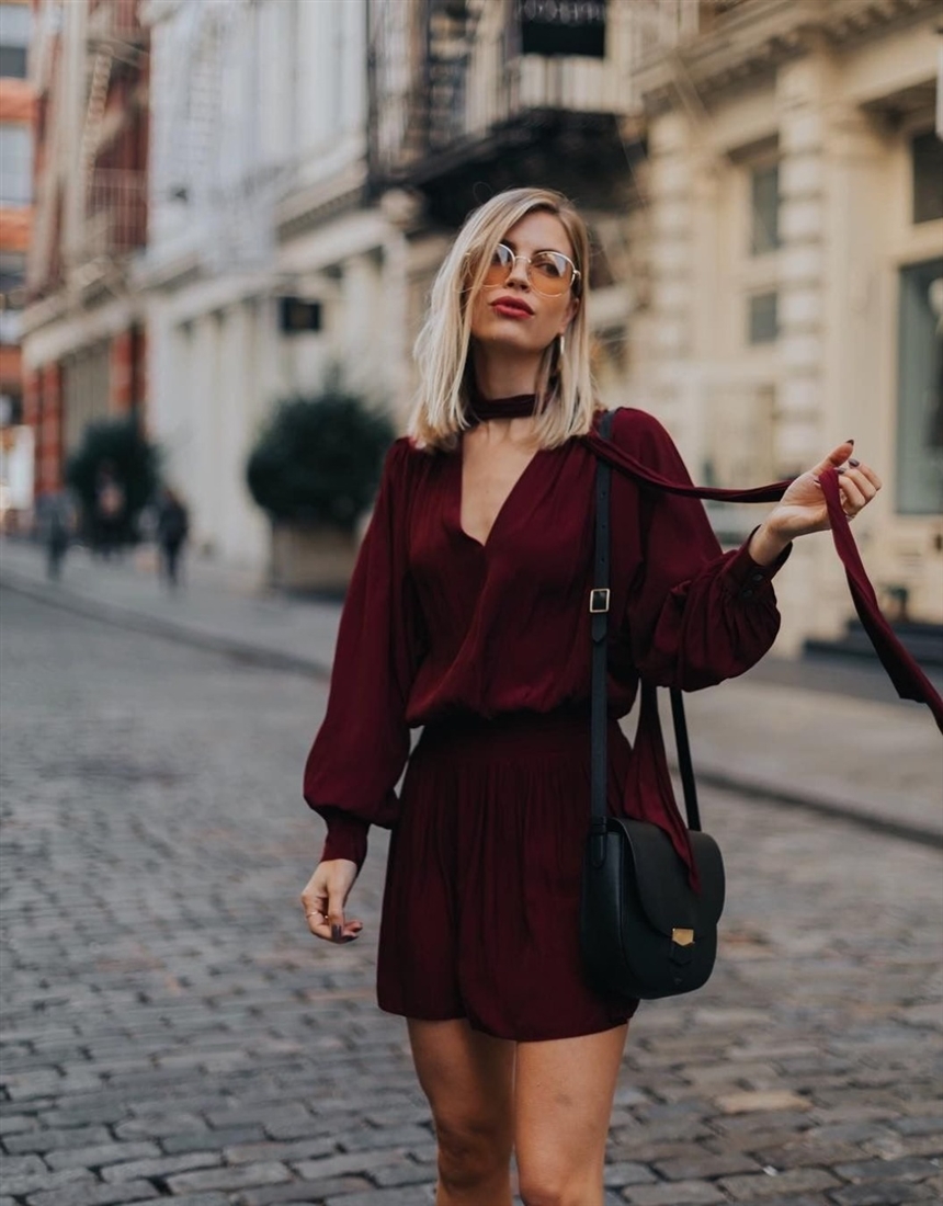 Як поєднувати бордовий колір в одязі: поради стилістів