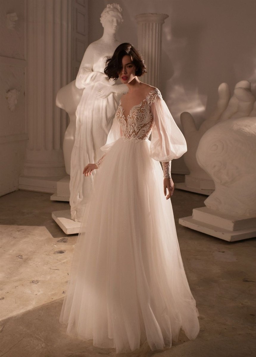 Модні вечірні сукні 2022 року: фото