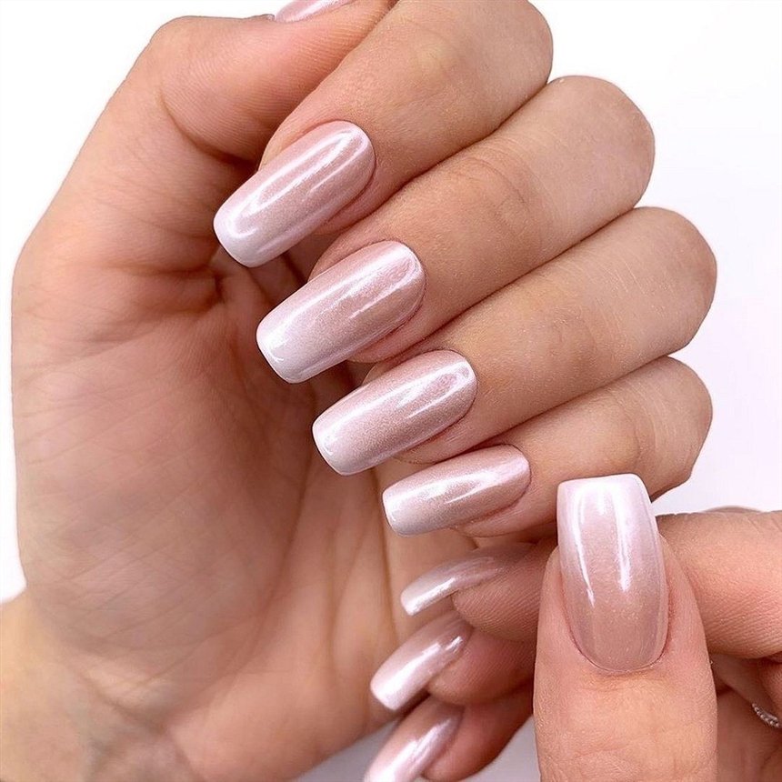 Модний манікюр котяче око 2022: фото