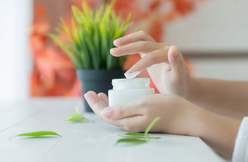 Живлення чи зволоження? Що потрібно знати про догляд за шкірою обличчя восени