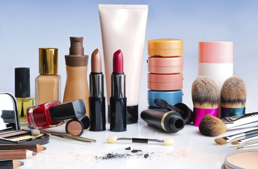 Чому термін зберігання косметики важливіший за її термін придатності
