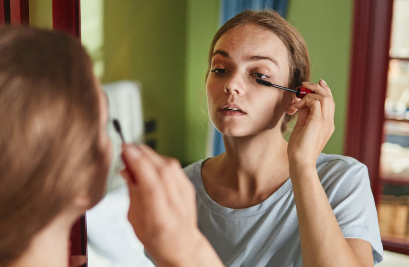 Чому термін зберігання косметики важливіший за її термін придатності