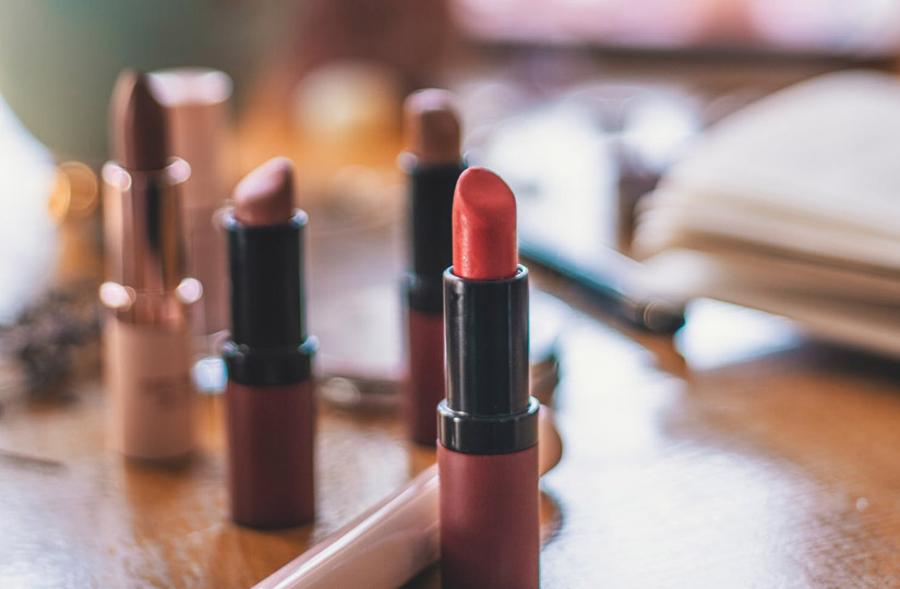 Чому термін зберігання косметики важливіший за її термін придатності