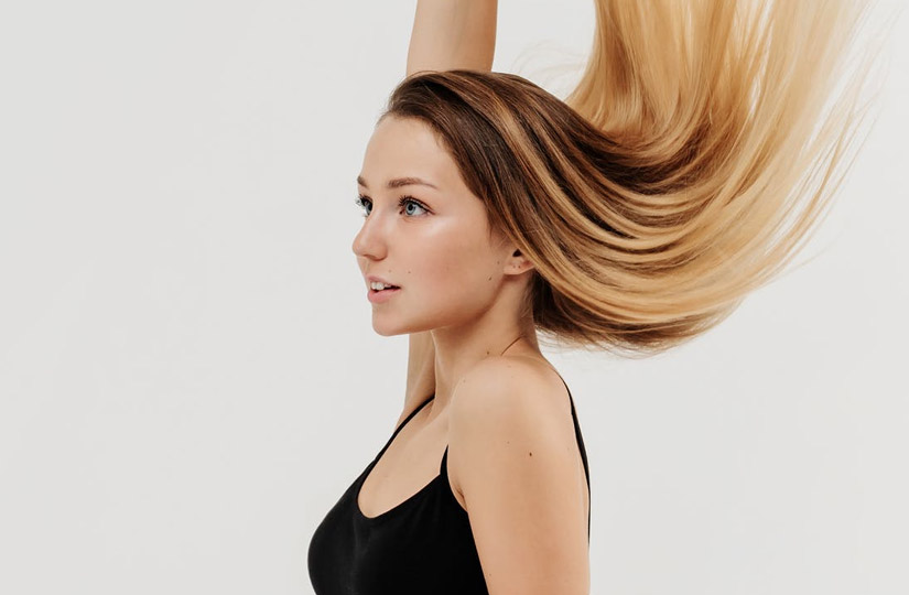 Стиліст розповіла про «кучерявий метод» та поділилася професійними секретами створення гарних локонів будинку