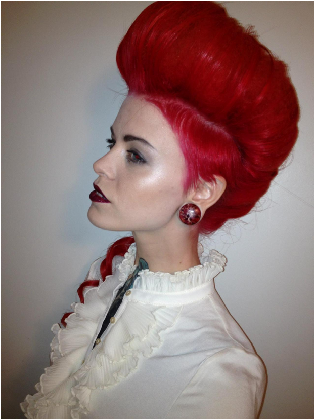 Топ-8 найкращих стрижок для довгого волосся з чубчиком