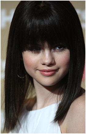 Топ-8 найкращих стрижок для довгого волосся з чубчиком