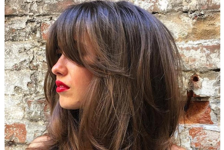 Подовжені стрижки, що худнуть: фото