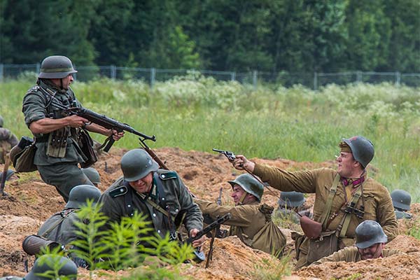 До чого сниться війна жінці чи чоловікові — 55 тлумачень із різних сонників.