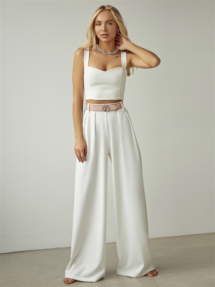 Фігура груша: тип, фото жінок, одяг, що носити, базовий гардероб, сукні, штани