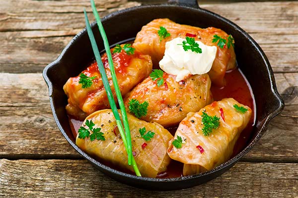 До чого сниться готувати чи їсти голубці — 35 тлумачень із різних сонників.