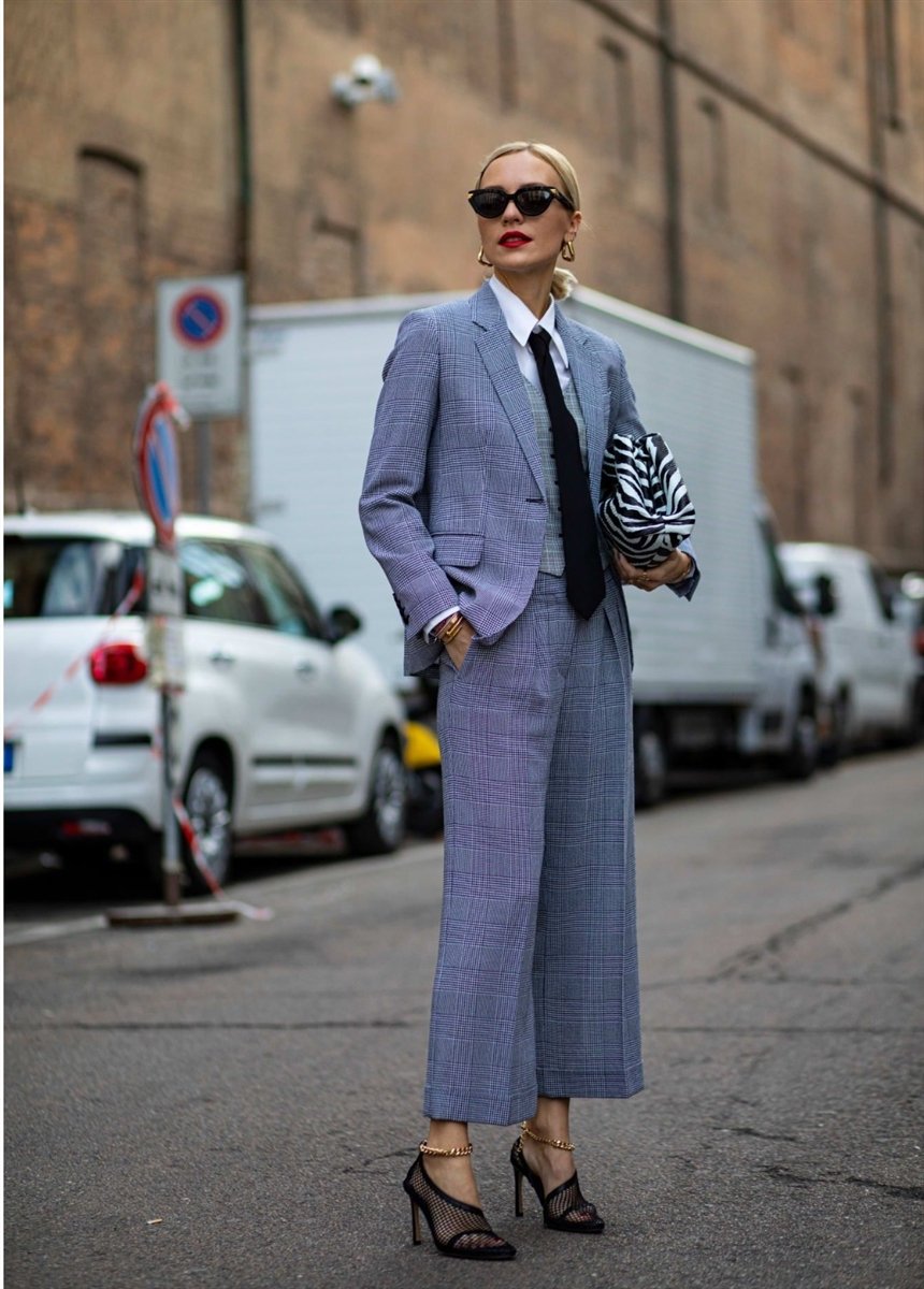 Модні костюми на осінь-зиму 2022-2023: фото