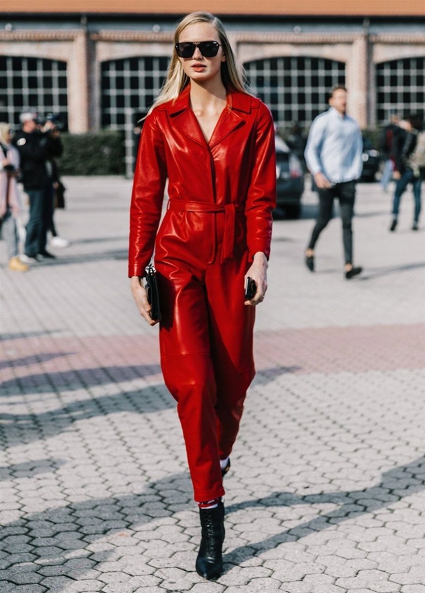 Модні осінні образи з червоним: ідеї, фото