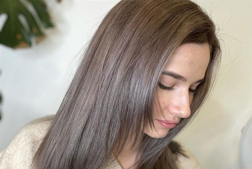 Русий колір волосся: світло, середньо, темні відтінки у дівчат (фото), холодний та натуральний блонд, фарбування та палітра