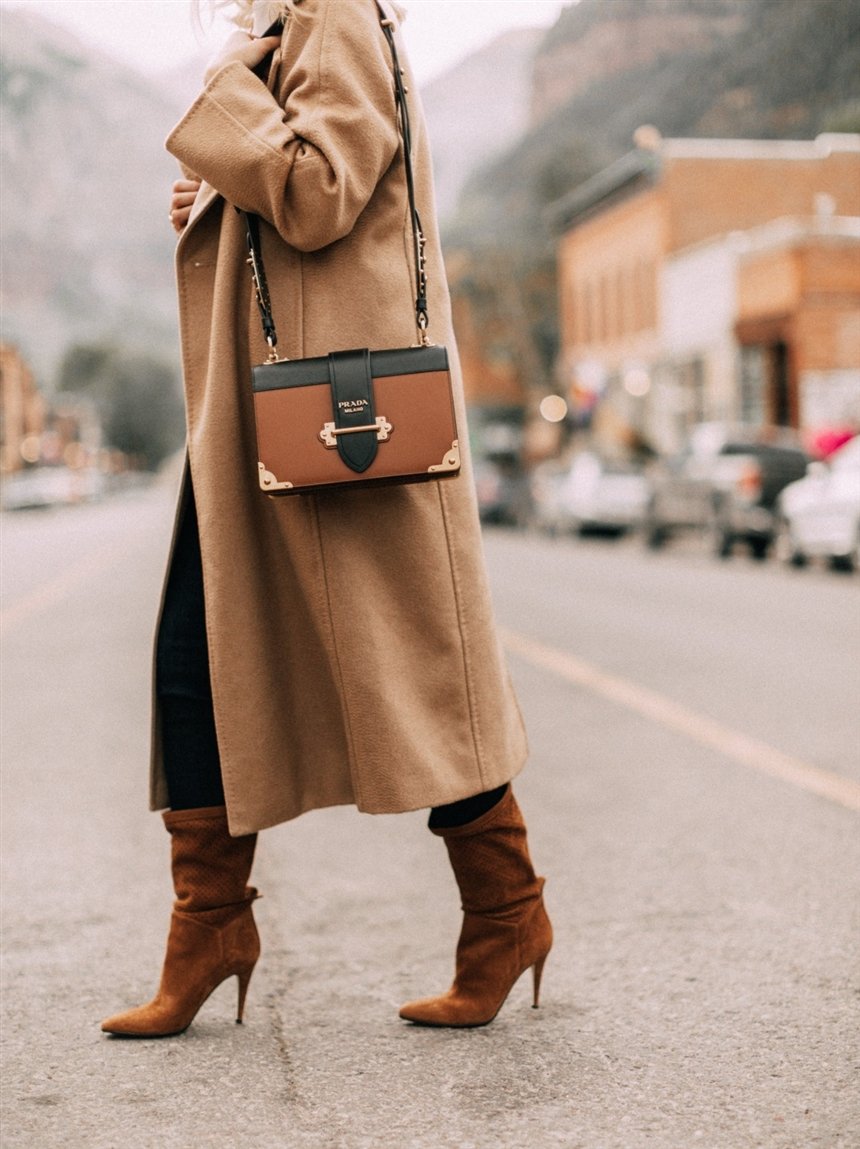 З чим носити бежеве пальто: ідеї образів, фото
