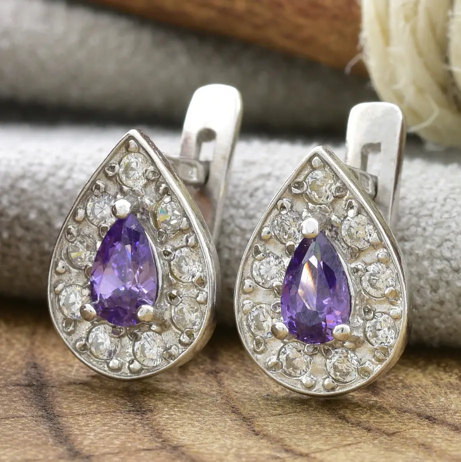 серебряные серьги на подарок