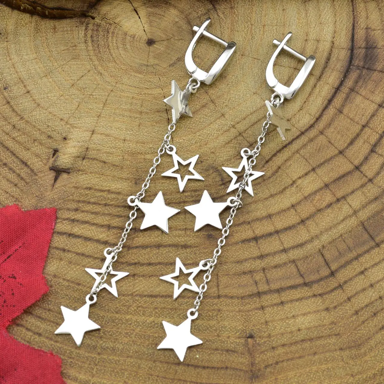 серебряные серьги на подарок