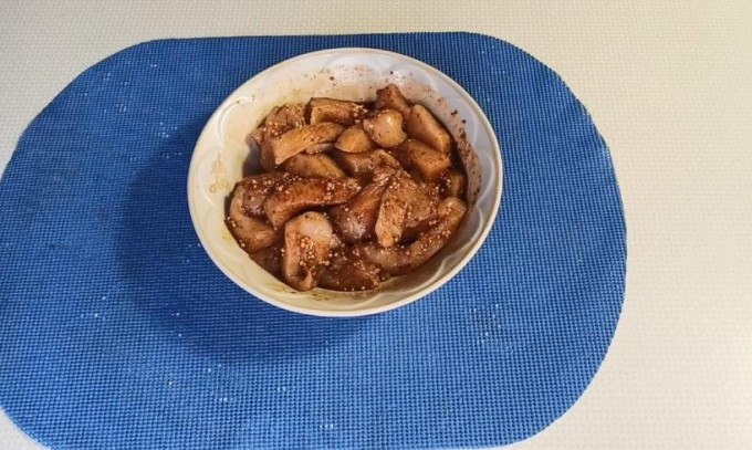 Часникові стрілки - 12 рецептів смачних страв із часникових стрілок