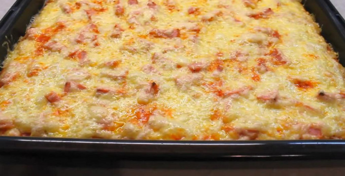 Домашня піца в духовці - 12 простих і смачних рецептів