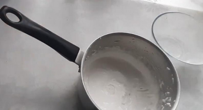 Глазур для паски — 12 рецептів, щоб не обсипалася і не липла