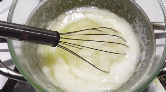 Глазур для паски — 12 рецептів, щоб не обсипалася і не липла