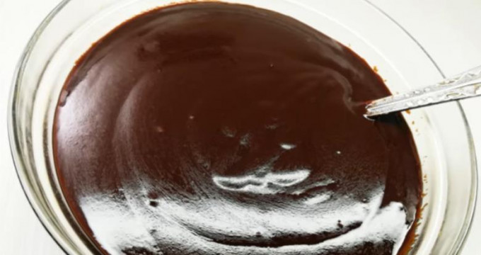 Глазур для паски — 12 рецептів, щоб не обсипалася і не липла