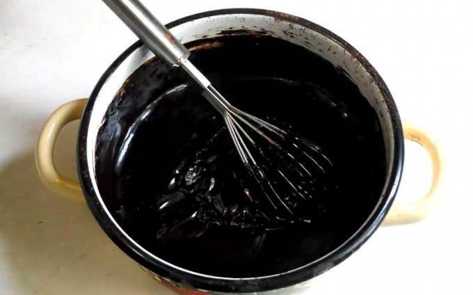 Глазур для паски — 12 рецептів, щоб не обсипалася і не липла