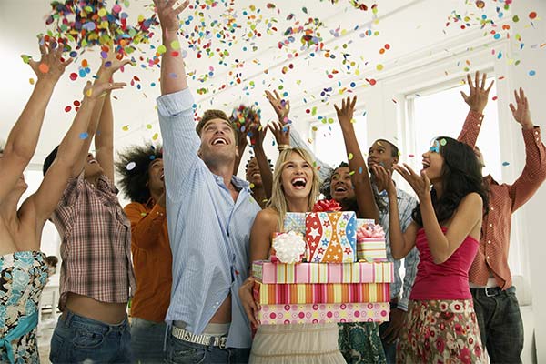 До чого сниться святкувати день народження - 75 тлумачень із різних сонників