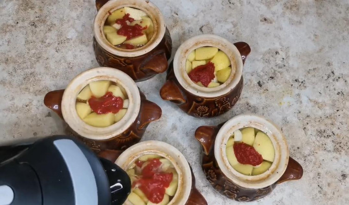 Кролик у духовці – 13 рецептів приготування соковитого та м'якого м'яса