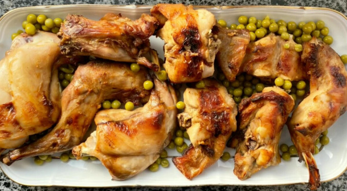 Кролик у духовці – 13 рецептів приготування соковитого та м'якого м'яса